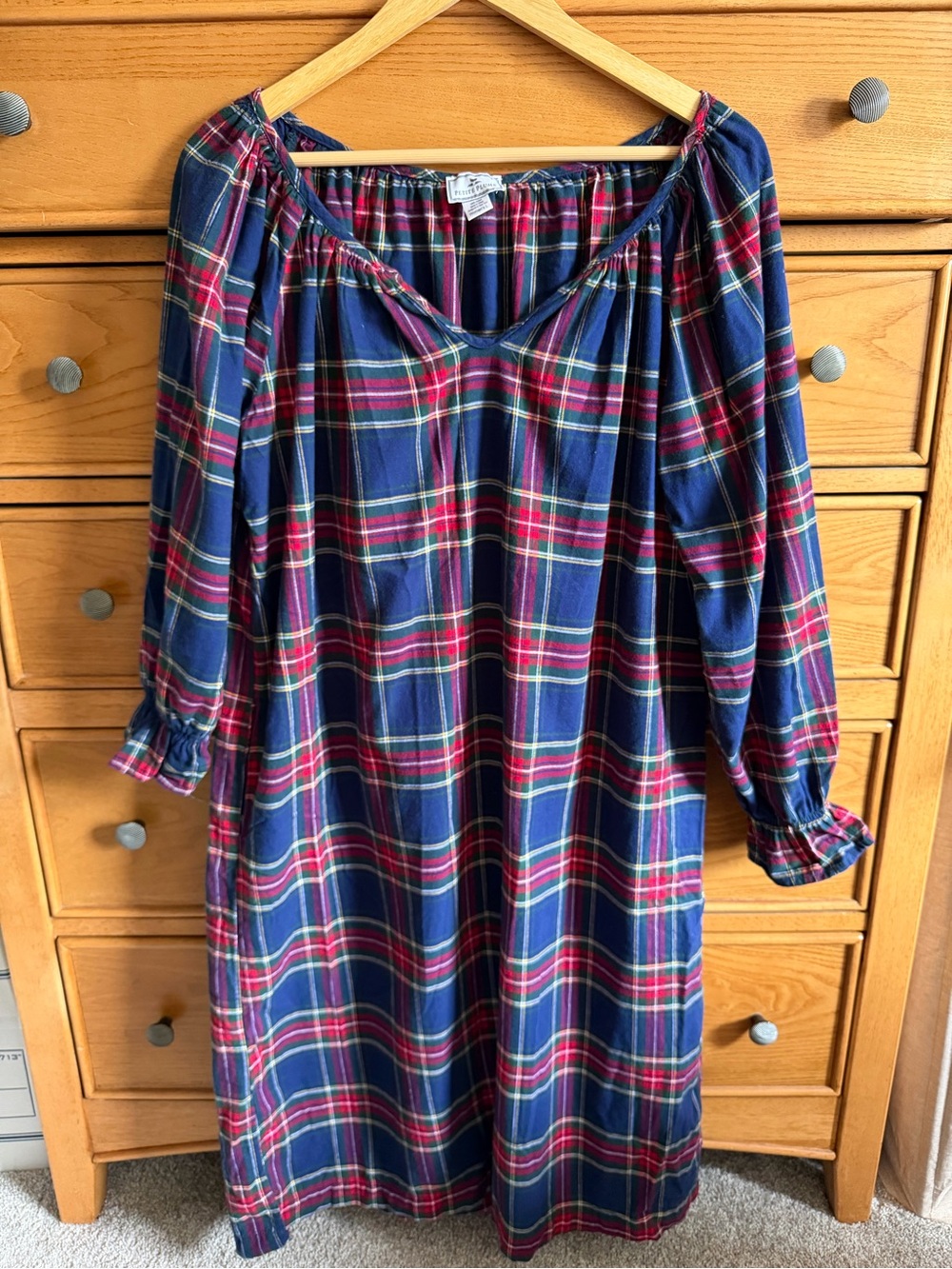 Petite Plume Classic Red Plaid Women Long Flannel Nightgown Sz L 100% Cotton